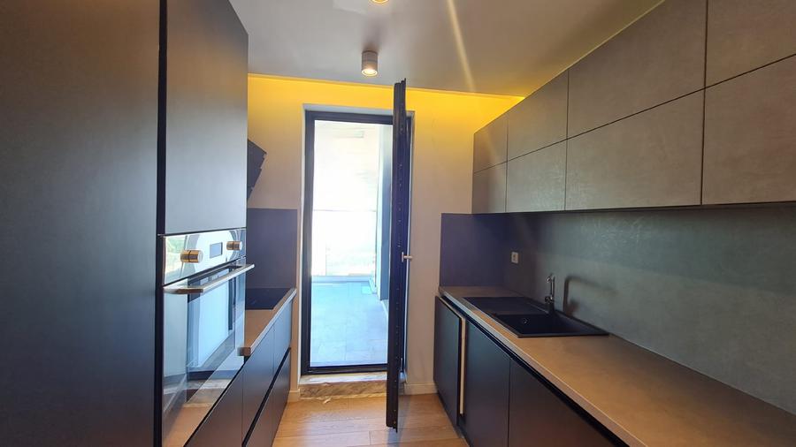 3 rooms with panoramic view | ONE HERASTRAU PLAZA | Garage