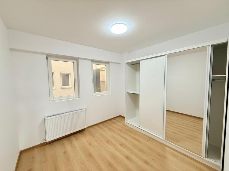 Unirii - 13 Septembrie/ Casa Poporului/ Hotelul Marriott / Bloc 2022-NEMOBILAT