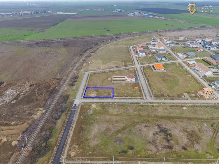 Teren 700mp in Premier- Vladimirescu