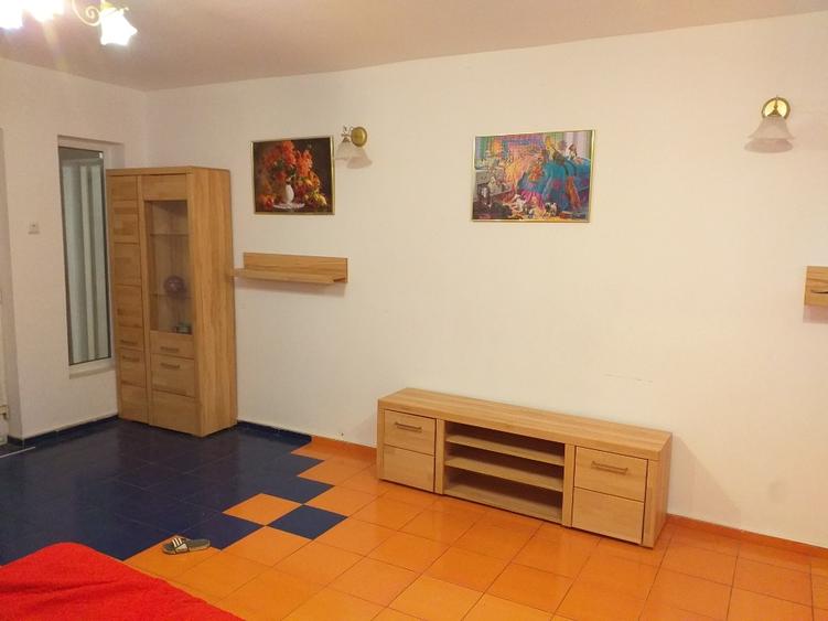 Otopeni - vila spatioasa 6 camere