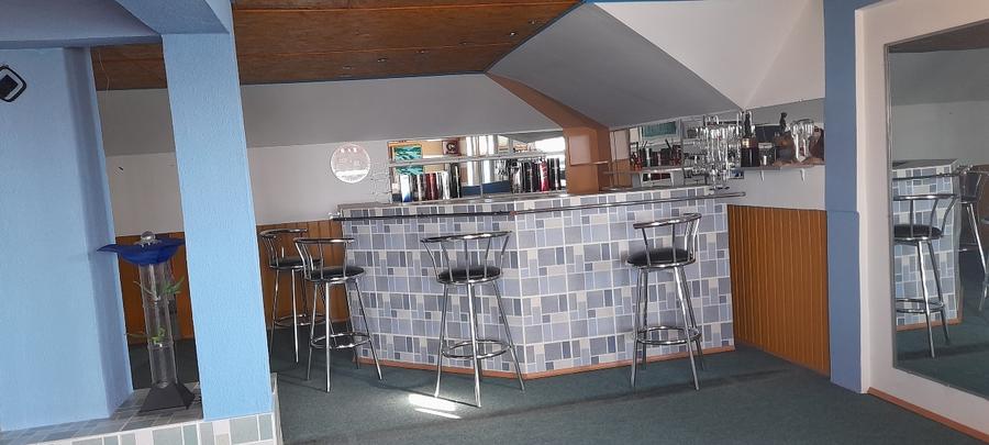 Comuna Fulga (Prahova) casa cu etaj 220 mp, garaj 64 si gradina 1500 mp