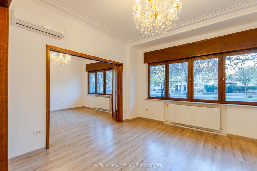 Apartament spațios bulevardul Lascăr Catargiu