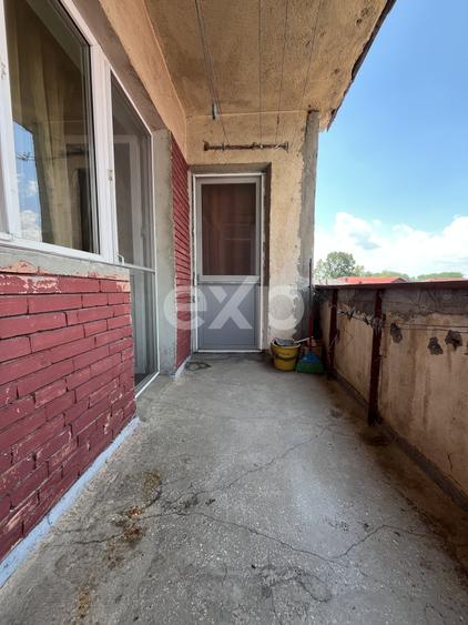 Apartament 3 camere dec 2 băi etajul 3 central Gaesti