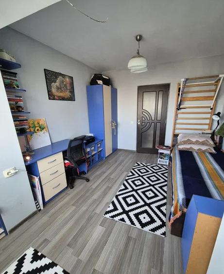 Apartament 4 camere, 2 băi, Tătărași, bloc fără risc