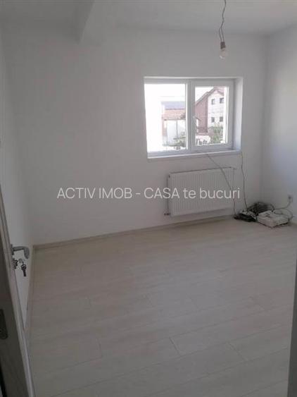 VANZARE - CASA SAU SPATIU COMERCIAL - Locuinta si  sau Afacere - Vila  P+1+M – 1 - 12