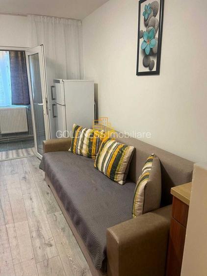 1 camera, Intre Lacuri, Iulius Mall, FSEGA, Centrala proprie - 2