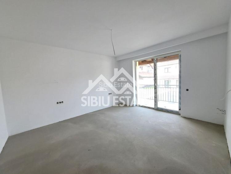 Casa Selimbar 4 camere, 2 bai, terasa, curte si magazie - 2