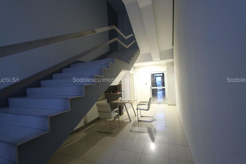 Showroom -150mp-zona de Nord - 5