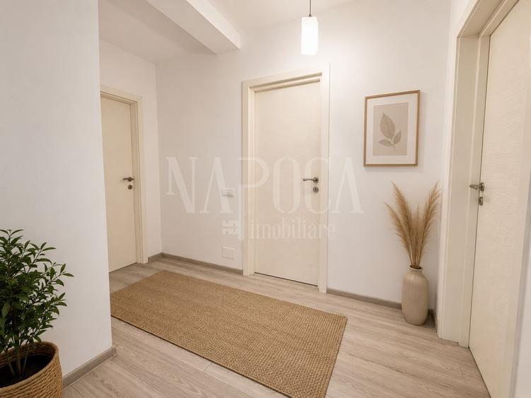 Casa 5 camere de vanzare in Floresti
