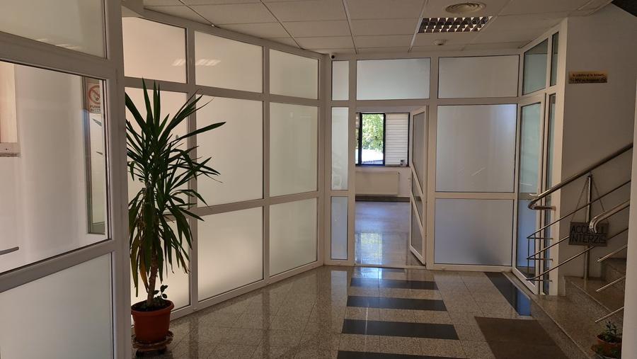 Spatiu parter multifunctional, cabinet medical, amenajat, ultracentral, 75mp.