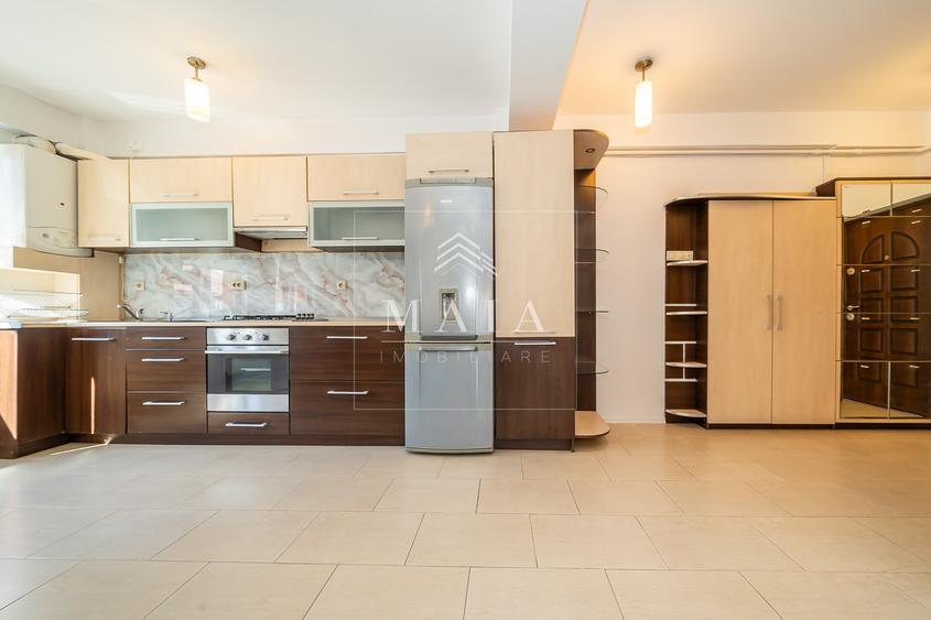 Apartament 3 camere, etajul 3, str Uzinei - la 10 min de Centru