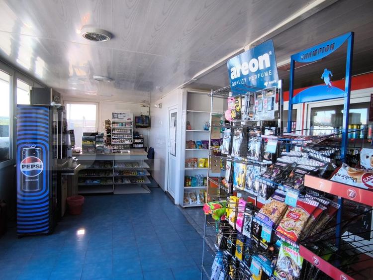 Oportunitate! Sala de evenimente, benzinarie si spalatorie auto, stradala la DE