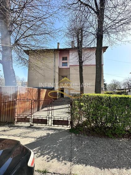 De vanzare apartament 2 camere decomandate Buhusi Bacau - 4