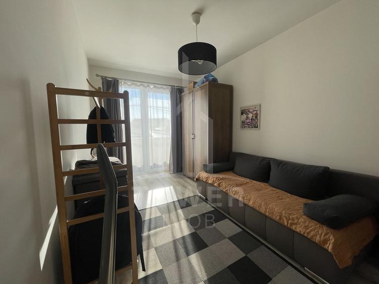Apartament 3 camere--Turnisor | Decomandat | Balcon 10 mp | Parcare privata