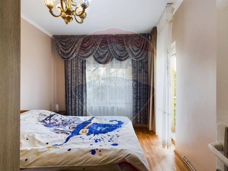 Locuință P+1 | 6 camere | Garaj | Zonă retrasă Andronache - 14