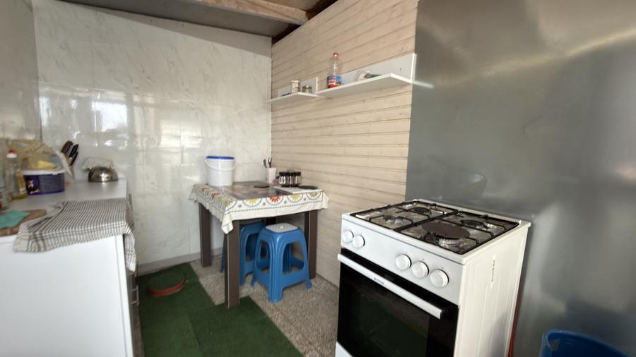 Casă de vânzare, 142 mp utili, vedere spre oraș și munți, zona Periferie