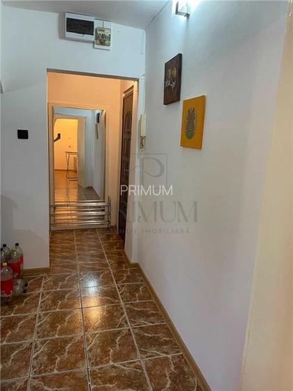 Zona SOARELUI- Etaj 1- Bloc Izolat- 2 Camere- Semidecomandat - 8