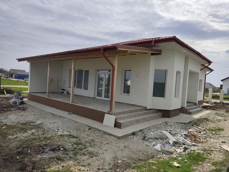 FARA COMISIOANE casa PARTER + pod placa beton cu dormitoare 20mp camera tehnica