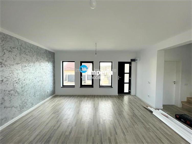 Duplex P+E, 250 teren, Valea Adanca  Ezareni - 2