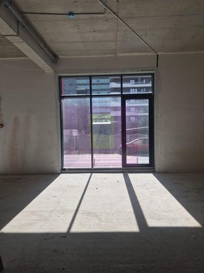 Spațiu comercial de închiriat în Pipera | 271 mp | 6 locuri de parcare