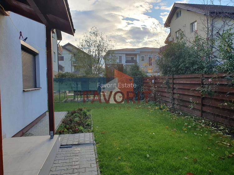 Disponibil imediat. Curte privata. 2 locuri de parcare - 3