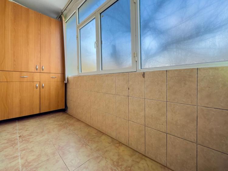 Apartament de vânzare cu 4 camere in Tomis Nord, Vedere parc, etaj 1