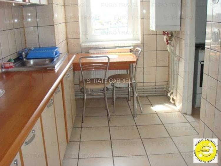 Vând apartament mobilat și utilat, ultracentral, pe malul mării în Constanta. - 7