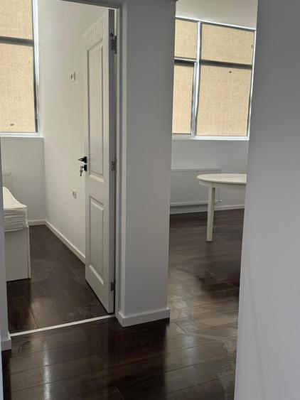 Apartament in zona Family Mall Miroslava, 100 ml fata de statia de autobuz