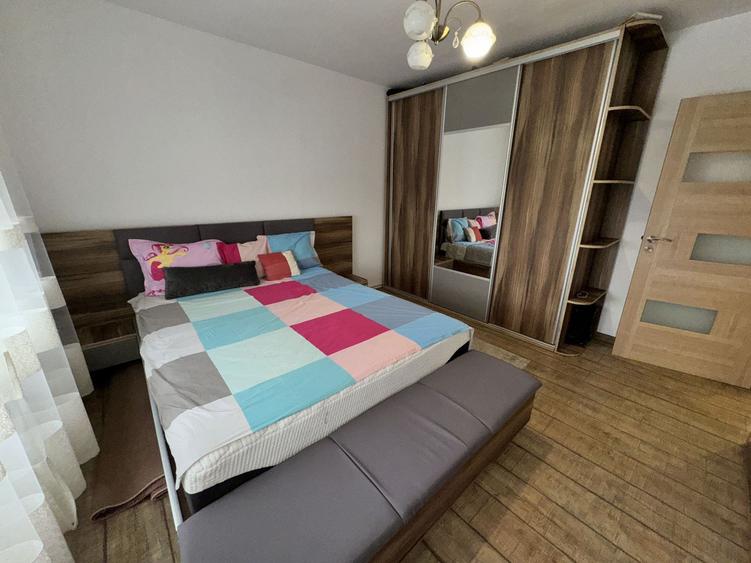 Academia Navală - Soveja apartament decomandat 3 camere 78 mp