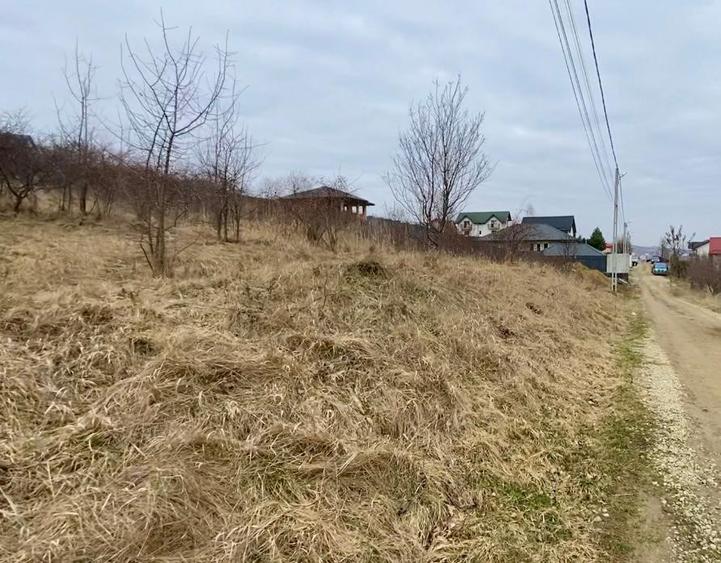 Vanzare Teren Intravilan 850 mp Șoseaua Barnova Super Priveliste