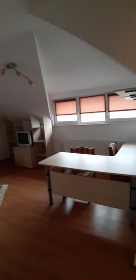 Vand casa cu spatiu comercial, teren 1207 mp, Cristesti, Mures