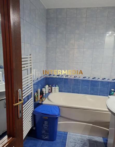 Apartament 2 camere I Decomandat I Cetate I etaj 3 I Mobilat si utilat I Etaj 3
