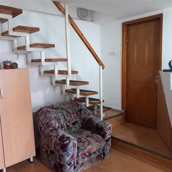 Casa tip duplex in zona centrala, 4 camere, mobilata complet, pret foarte bun