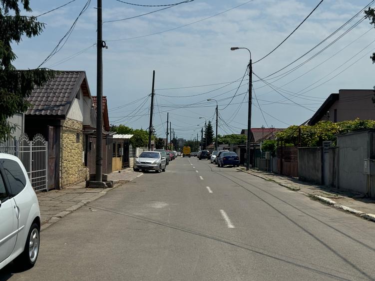 Vând casă zona Viile Noi , 120 mii euro