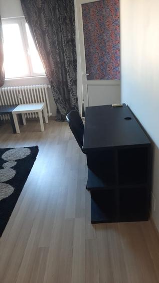 Tineretului, garsoniera, 7 minute metrou, decomandata, moderna