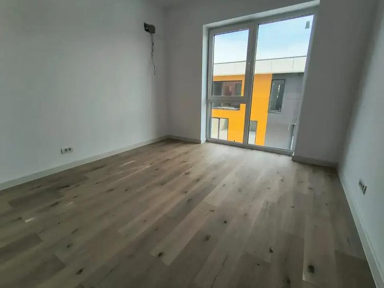 Apartament 4 camere | grădină proprie