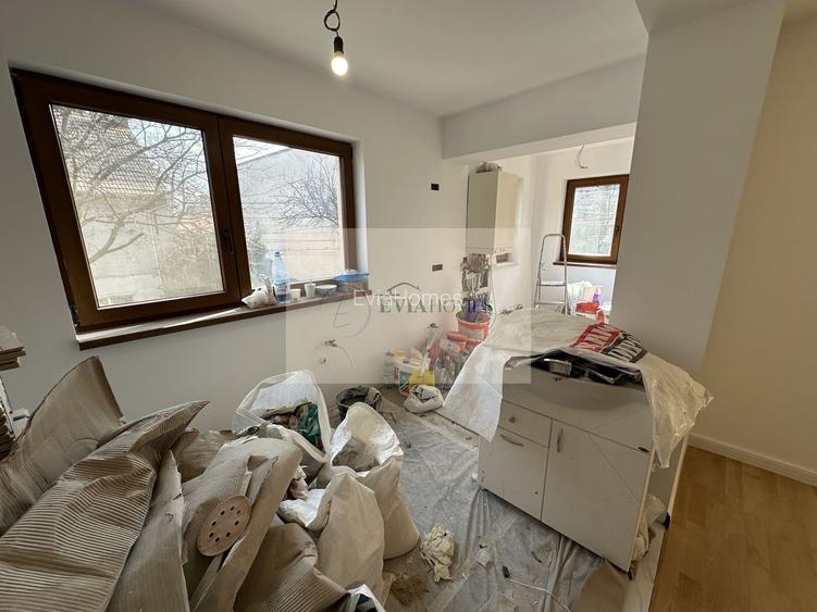 4 camere/ 2 bai / 119 mp/ parcare in curte / zona strazii Bucuresti - 15