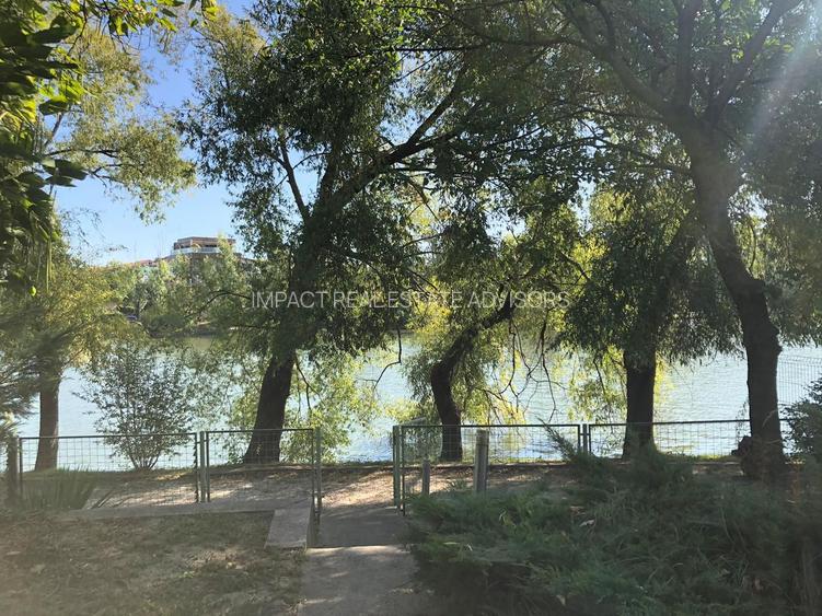 Vila 6 camere cu iesire la lacul Baneasa teren 317 mp - 4