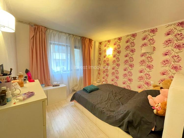 Apartament 3 camere-Sf Lazar-Palas Mall-etaj 1 - 3