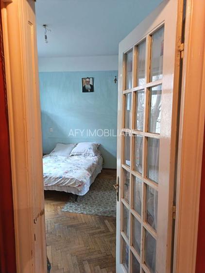 De Vanzare apartament 4 camere Rosetti-Mantuleasa - 13