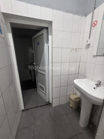 Piata Victoriei 638 mp vitrina 18 m vizibilitate buna - 12