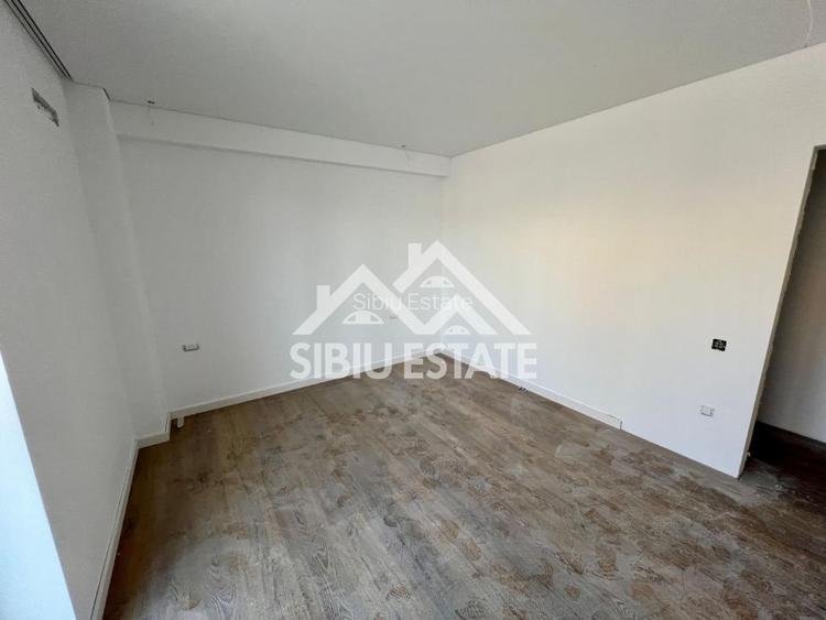 Apartament Sibiu central 3 camere, 2 bai Imobil Top lift garaj - 7