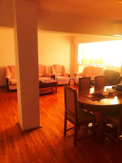 Inchiriez apartament 4 camere, etaj 1, strada UNIRII, Nr.70, Bloc D - 6