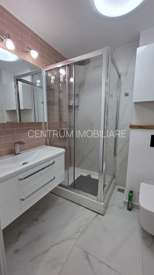 Bulevardul Unirii Fantani - Piata Constitutiei - 18