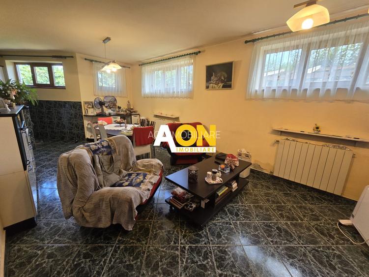 Vila cu 6 Camere,  Zona Centrala - 15