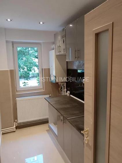 Mobilat si utilat -Elegant  !  2 camere Viziru 3 parter - 8