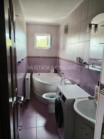 Garsoniera decomandat, zona Viziru 1. - 4