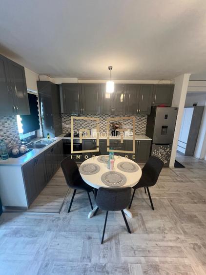 Apartament de vanzare, 3 camere, 68 mp, cu balcon si parcare -  zona Terra! - 2