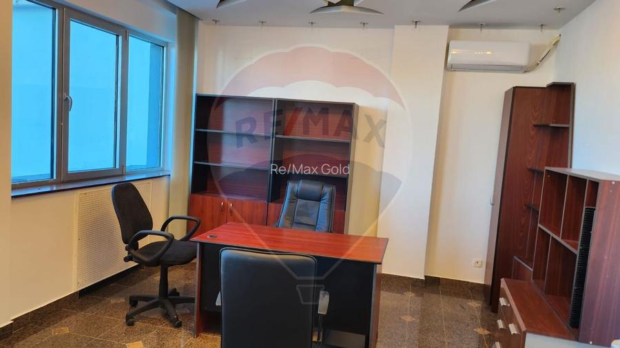 Spațiu de birouri de 1,054mp de închiriat în zona Bucureștii Noi - 4