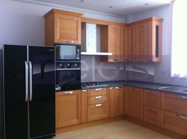 INCHIRIERE 4 CAMERE | - 4